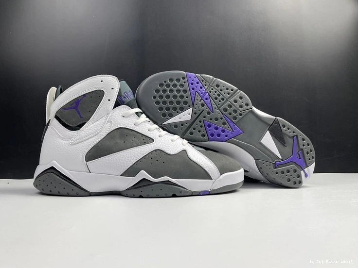 Flint Jordan  Retro  (2021) CU9307-100 7 0118